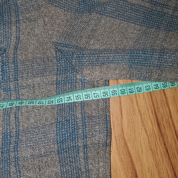 QuickSilver Modern Fit Mens Button Down Gray Plaid Long Sleeve Shirt Flannel - Picture 5 of 7